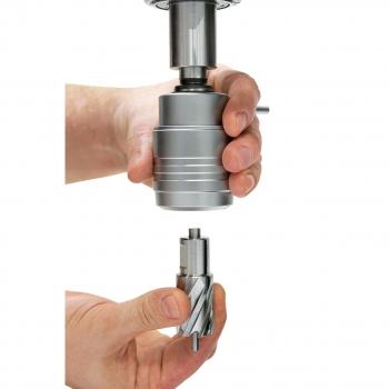 Bernardo quick-change tool holder with automatic internal cooling MK 3